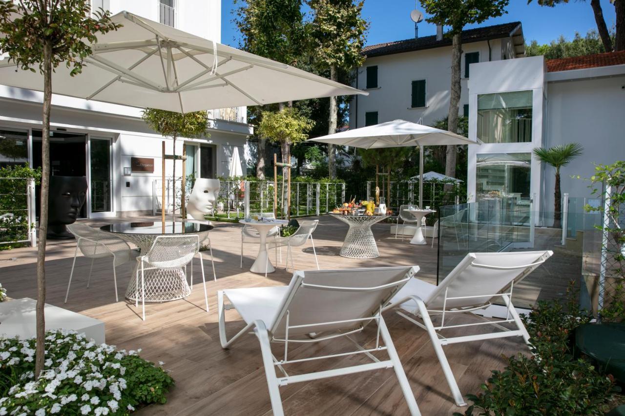 Elegance Riccione 아파트 호텔 외부 사진