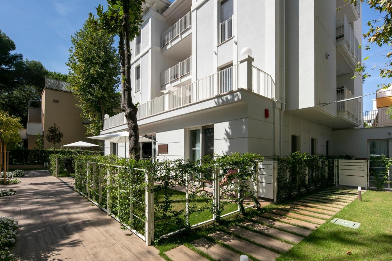 Elegance Riccione 아파트 호텔 외부 사진